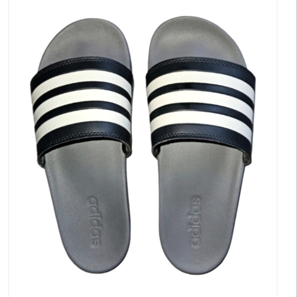 Adidas Unisex Adilette  Athletic Comfort Slides - Size 7 (NWOT) - Picture 1 of 5
